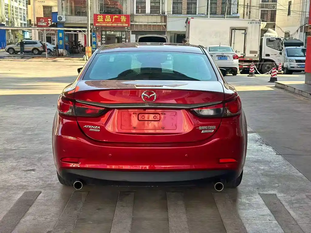 Mazda Atenza — миниатюра 5