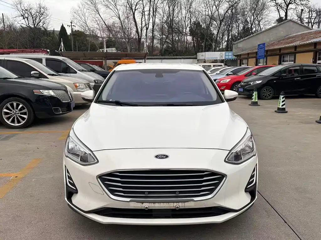 Ford Focus 2019 1.5L AT V