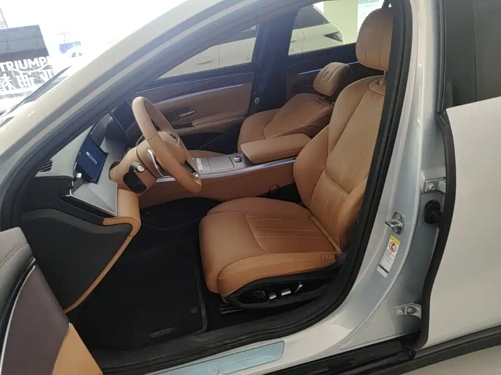 BYD Han L — миниатюра 11