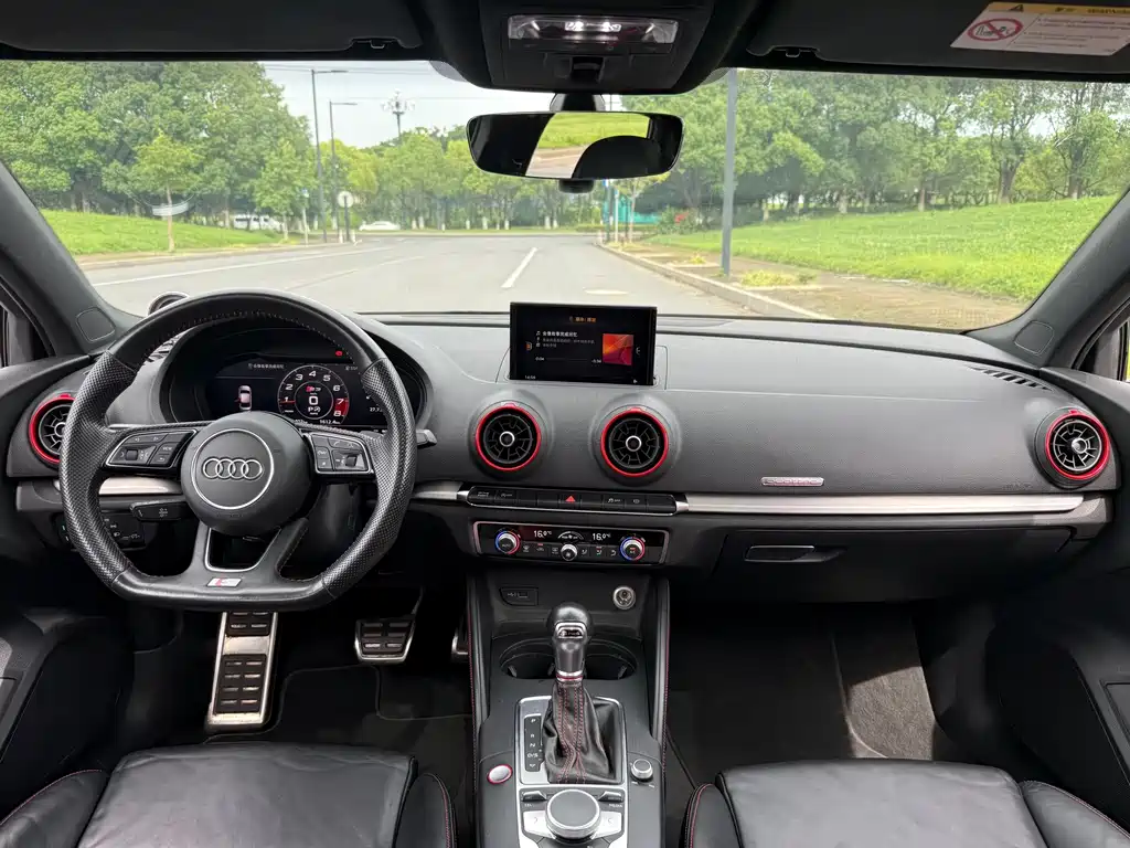 Audi S3 — миниатюра 24