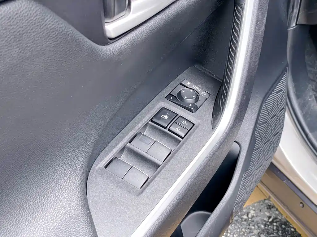 Toyota Wildlander — миниатюра 20