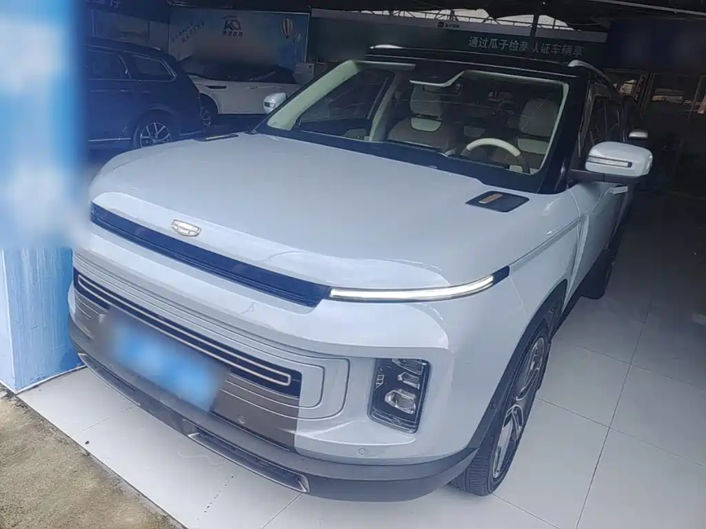 Geely Icon