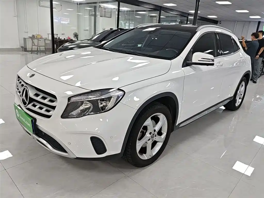 Mercedes-Benz GLA 2019