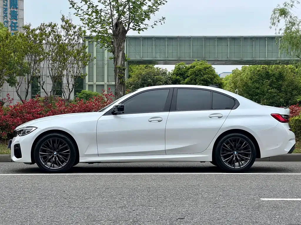 BMW 3 Series 3 2021 325i M Sport