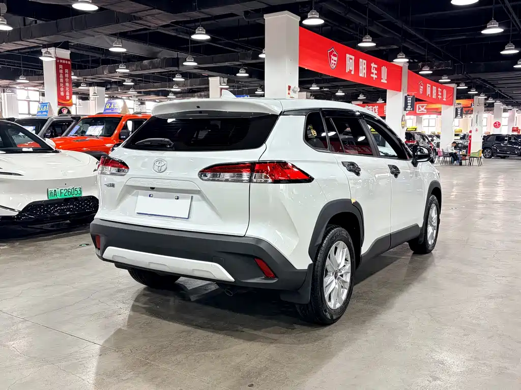 Toyota Corolla Cross — миниатюра 4