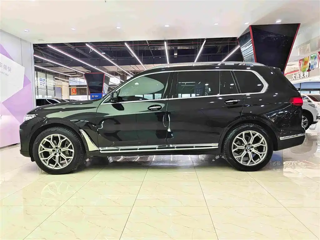 BMW X7 — миниатюра 7