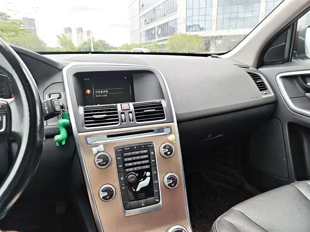 Volvo XC60 — миниатюра 5