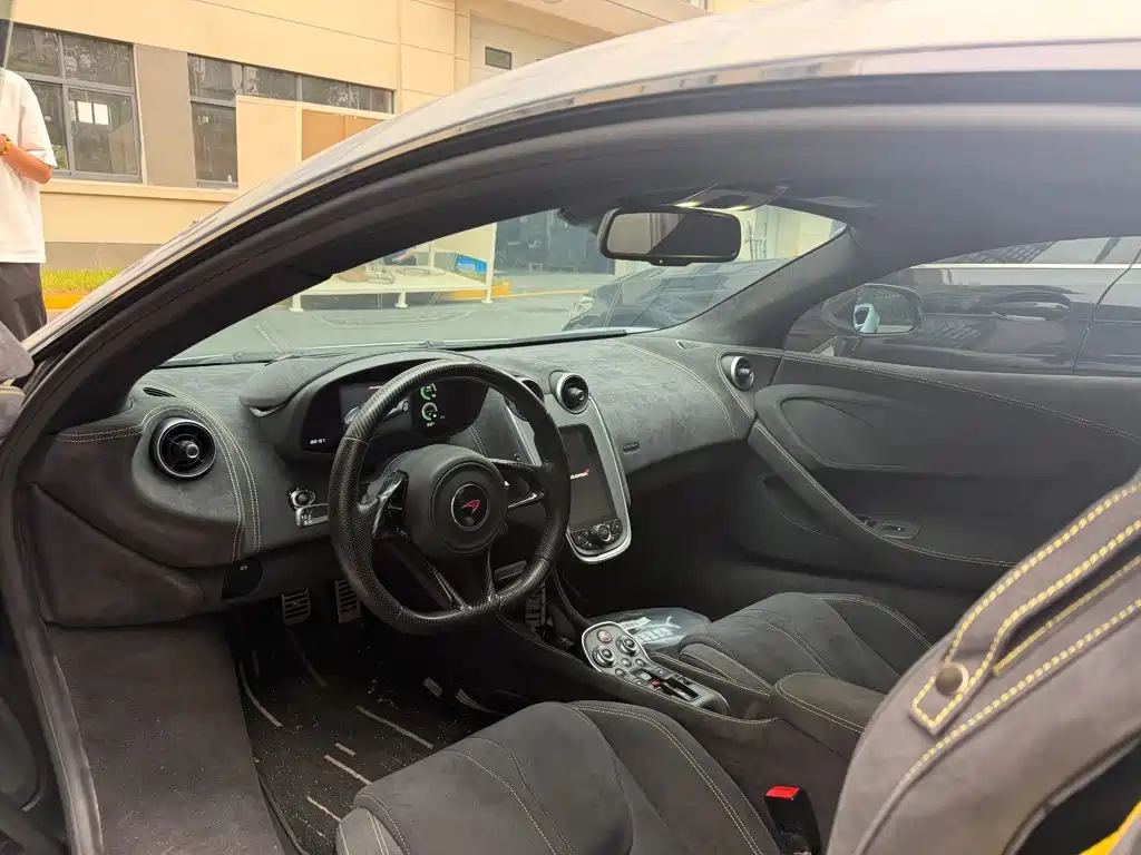 McLaren 570 — миниатюра 7