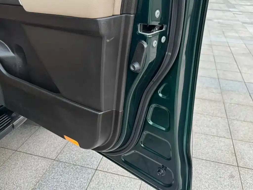 Toyota Land Cruiser — миниатюра 9