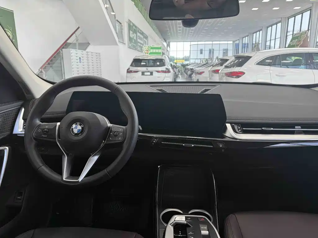 BMW X1 — миниатюра 17