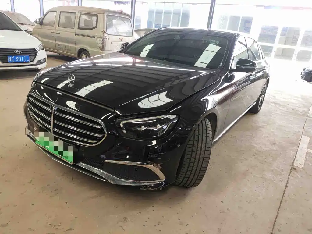 2022 Mercedes-Benz E-klasse - zdjęcie 1 z 8