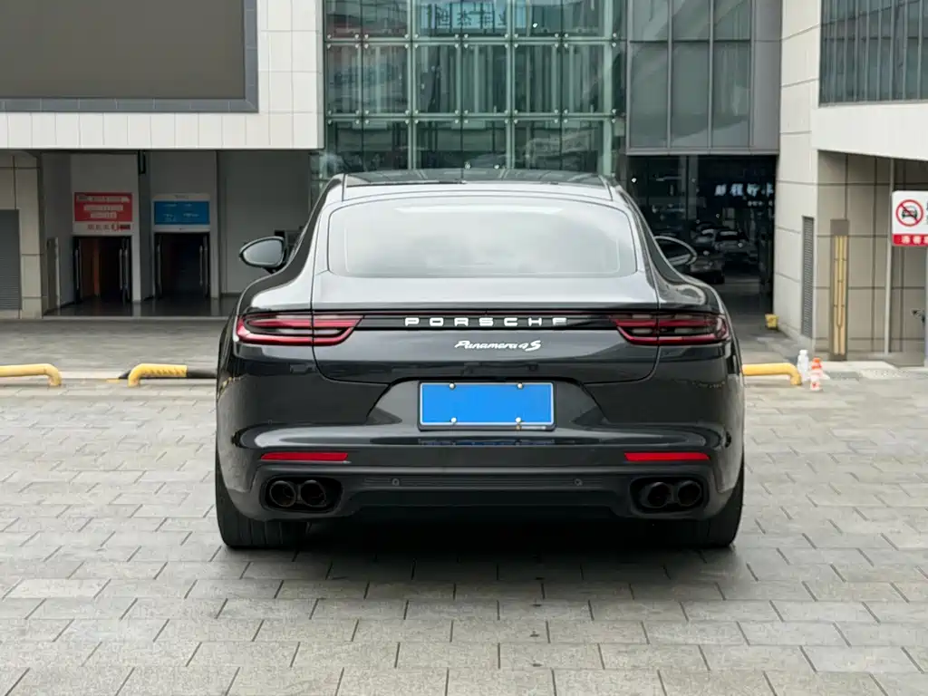 Porsche Panamera — миниатюра 9
