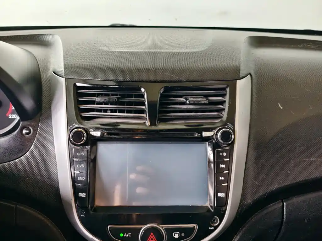 Hyundai Ruiyi — миниатюра 10
