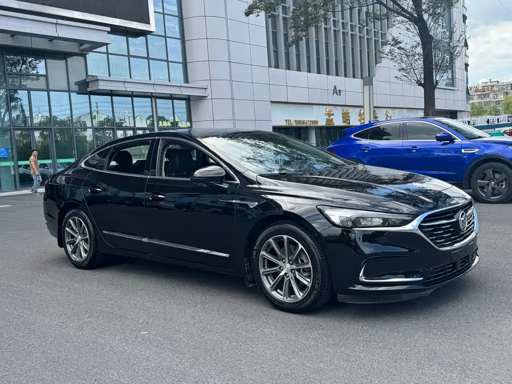 Buick LaCrosse — миниатюра 3