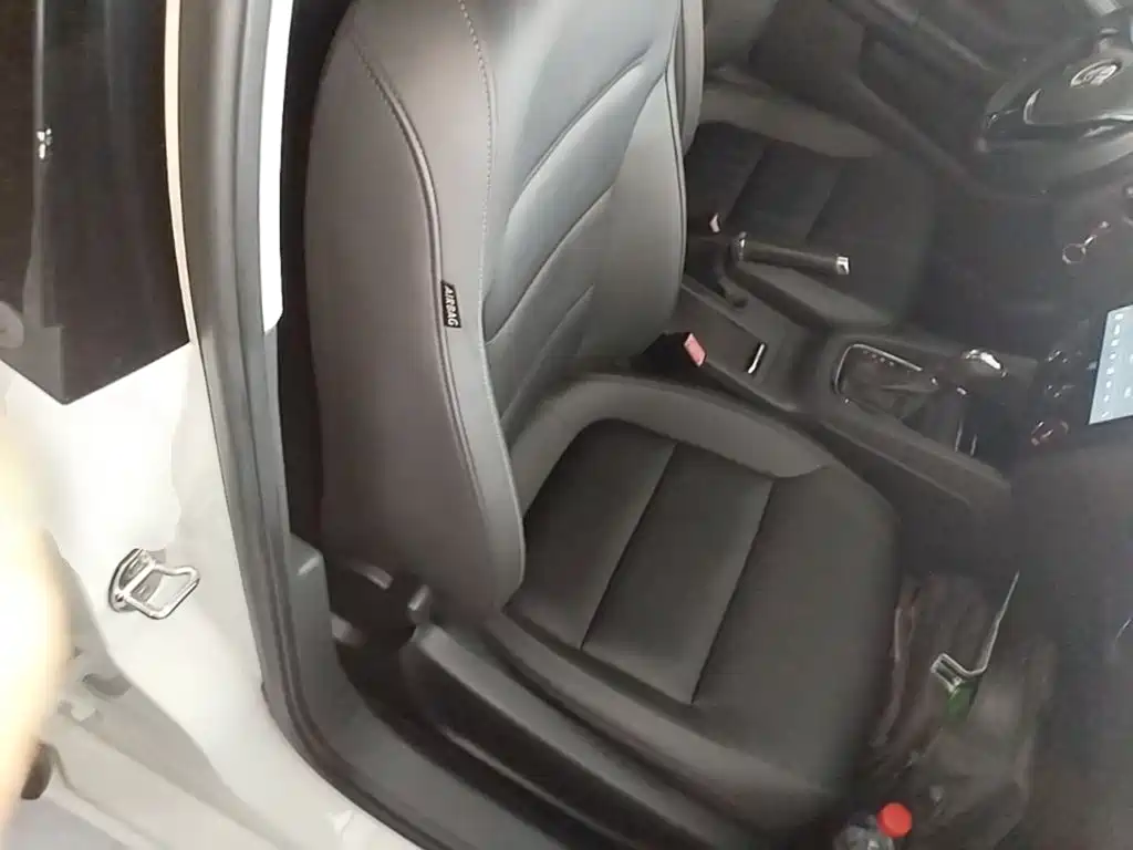 Volkswagen Sagitar — миниатюра 25