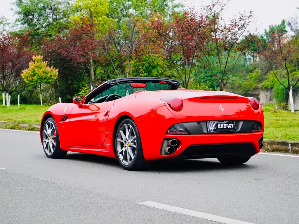 Ferrari California T 2009 4.3L