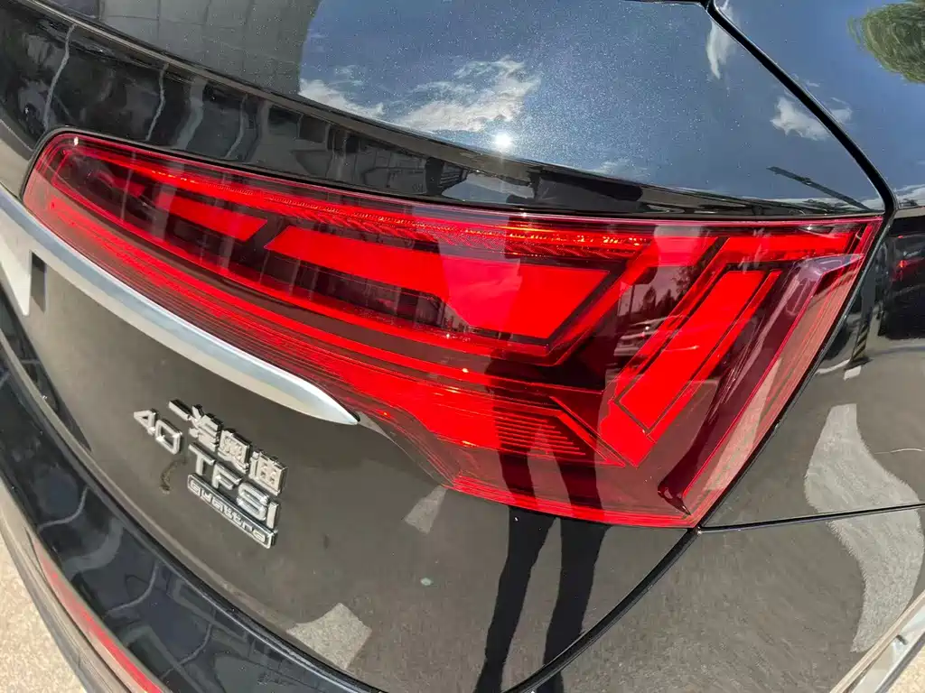 Audi Q5L — миниатюра 13