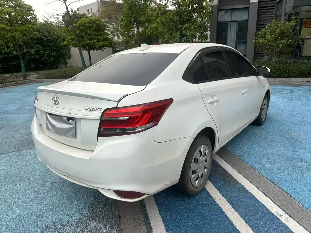 TOYOTA VIOS