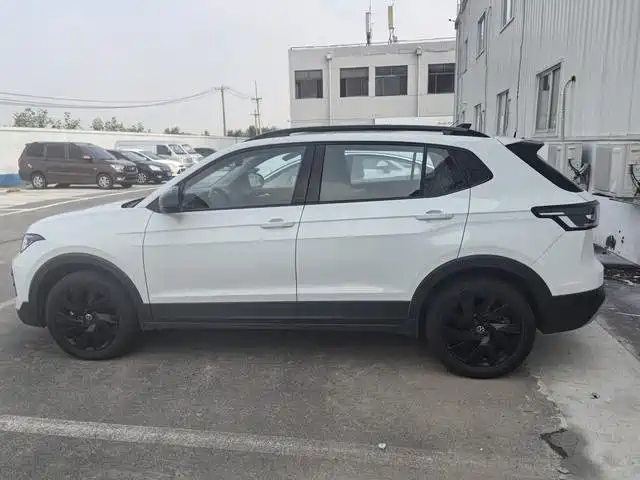 Volkswagen Tharu — миниатюра 2