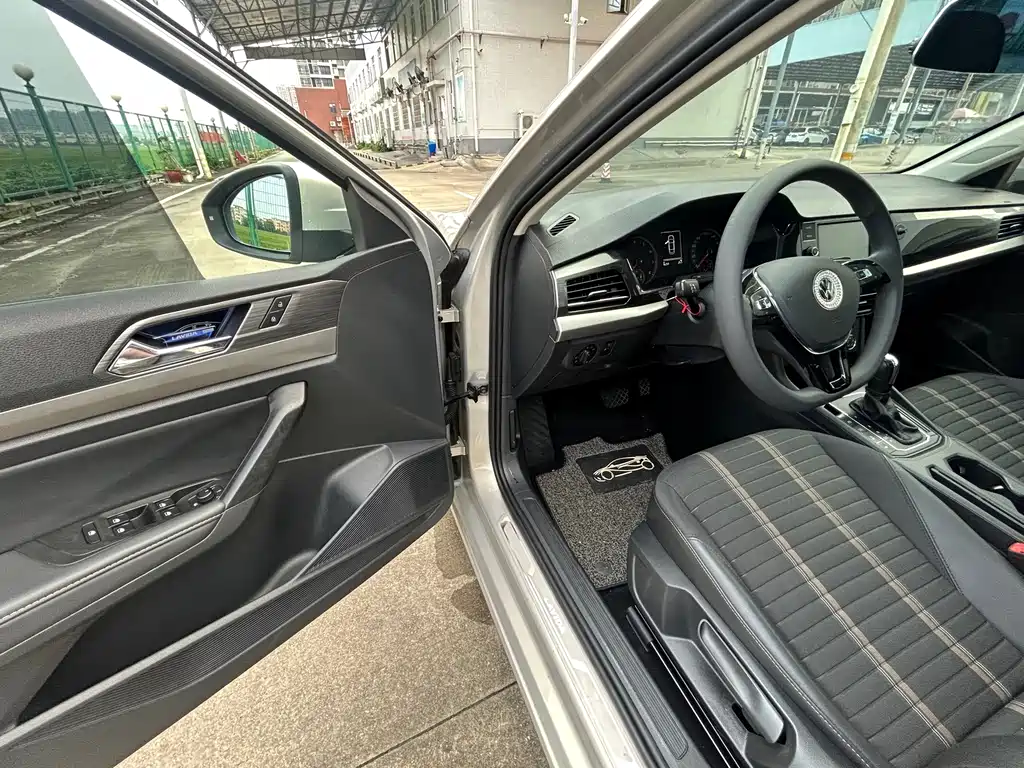 Volkswagen Lavida — миниатюра 15