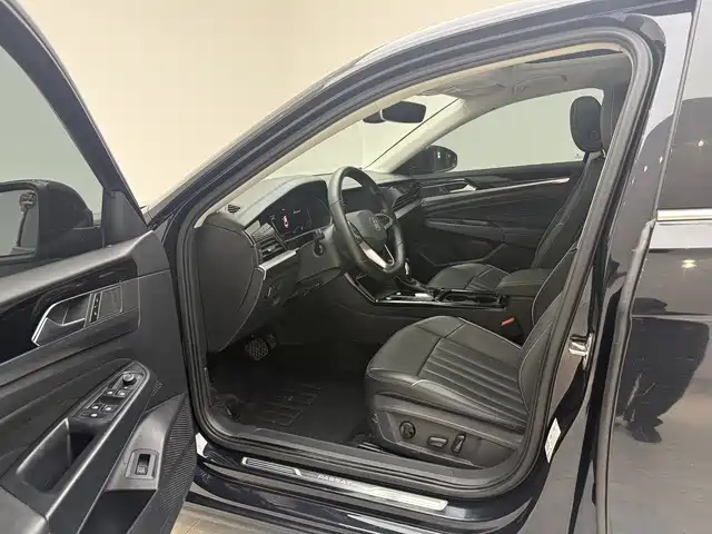 Volkswagen Passat — миниатюра 8