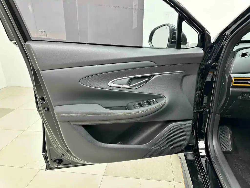 Changan UNI-T — миниатюра 7