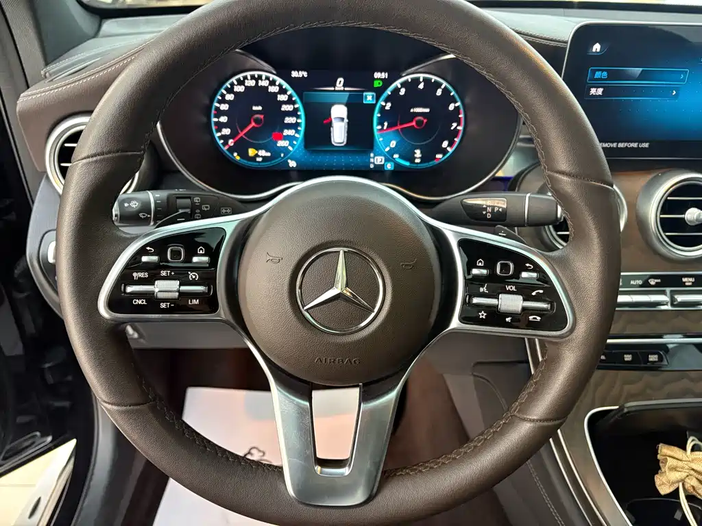 Mercedes-Benz GLC — миниатюра 18