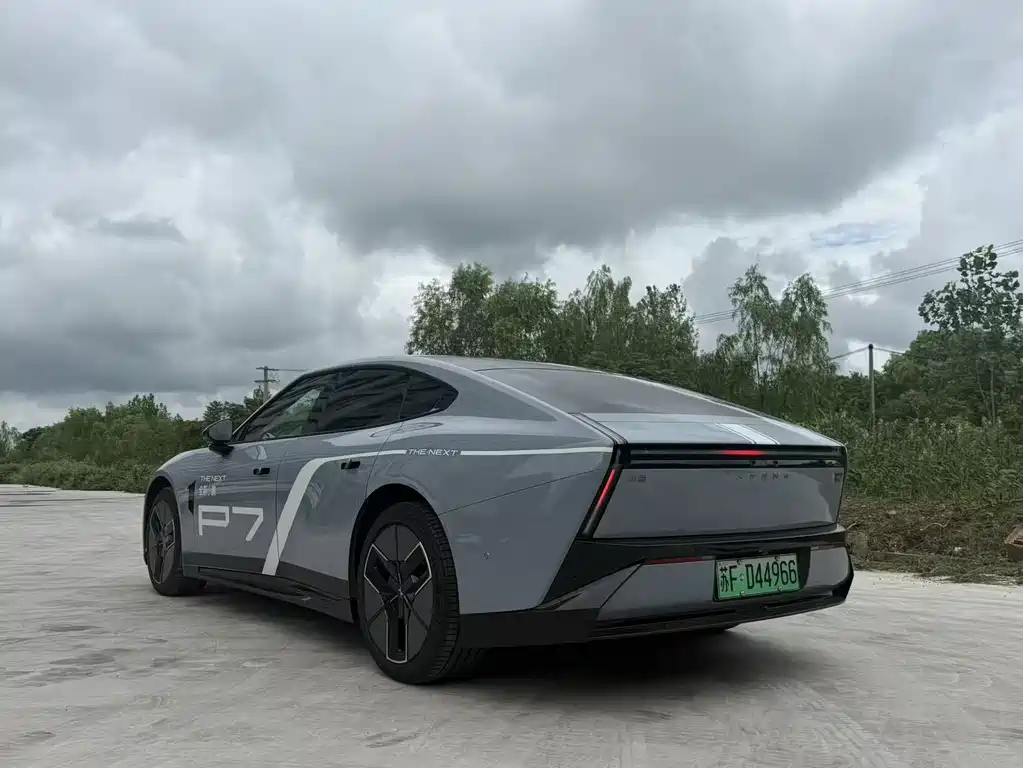 XPeng P7 — миниатюра 8