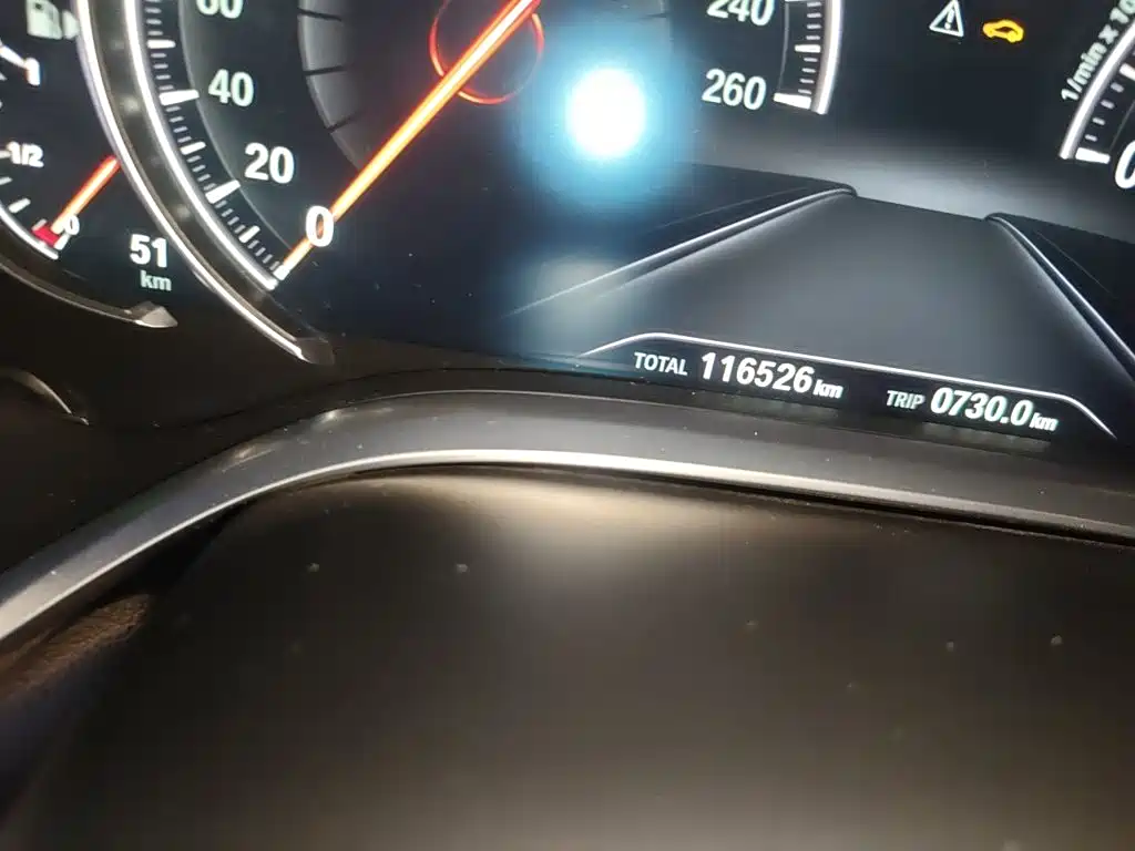 BMW 7 Series — миниатюра 5