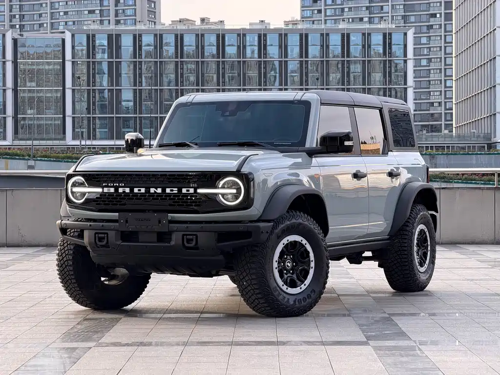 Ford Bronco 2025