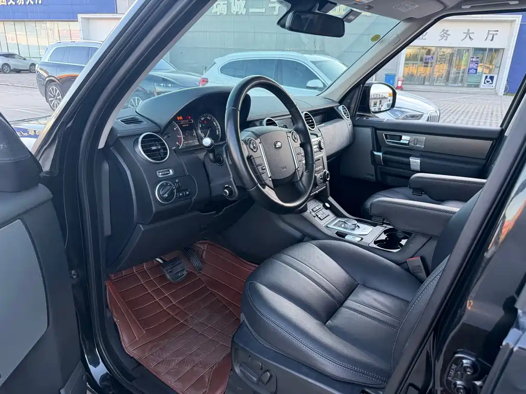 Land Rover Discovery — миниатюра 8