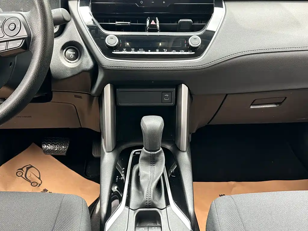 Toyota Frontlander — миниатюра 12
