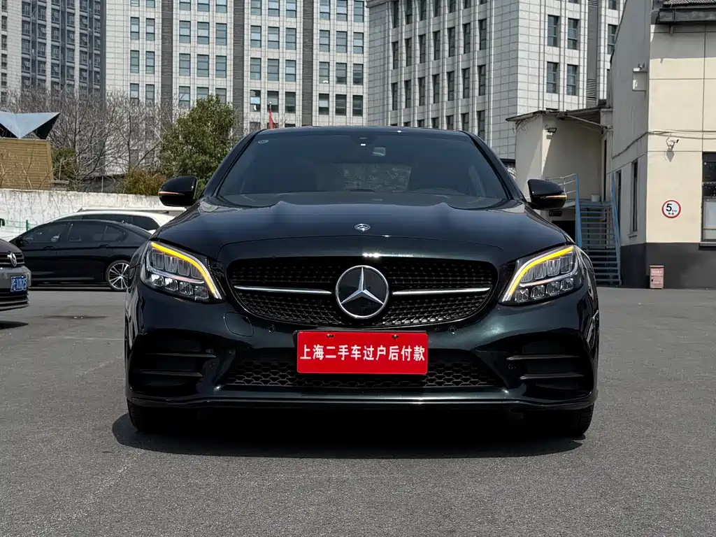 Mercedes-Benz C-Class 2021