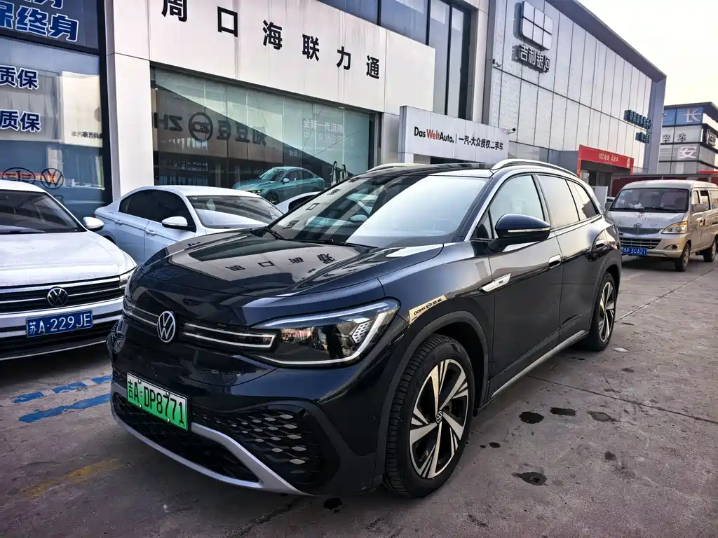 VOLKSWAGEN ID.6 CROZZ