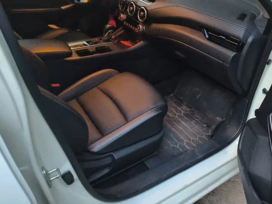 Nissan Sylphy — миниатюра 8