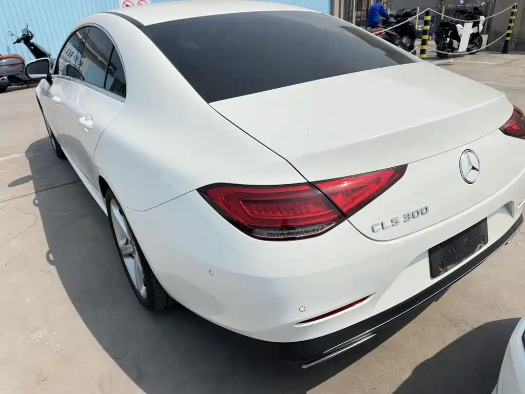 Mercedes-Benz CLS — миниатюра 4