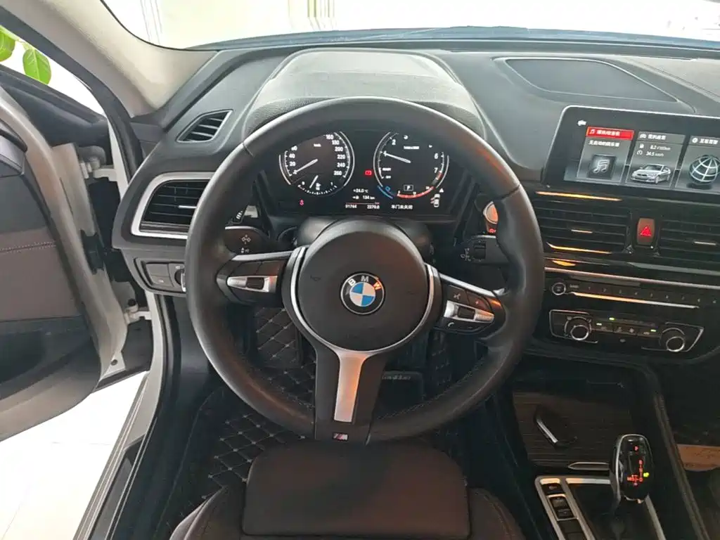 BMW 1 Series — миниатюра 11