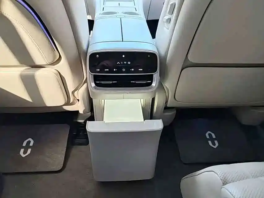 AITO AITO M8 — миниатюра 3