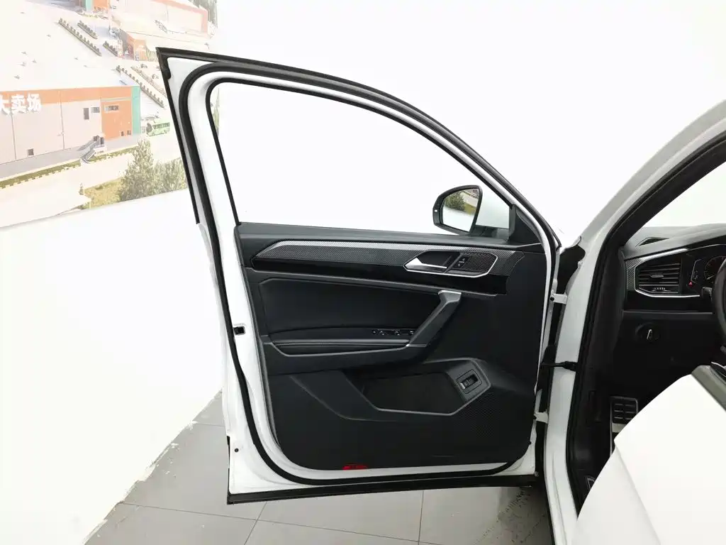 Volkswagen Tayron — миниатюра 8