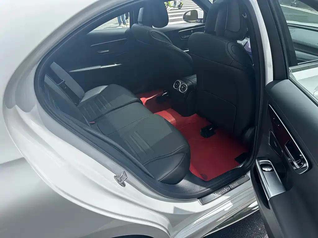 Mercedes-Benz C-Class New Energy — миниатюра 10