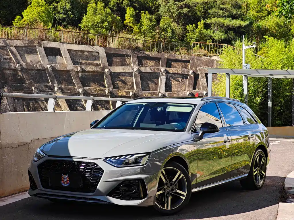 Audi A4 (Import) 2021