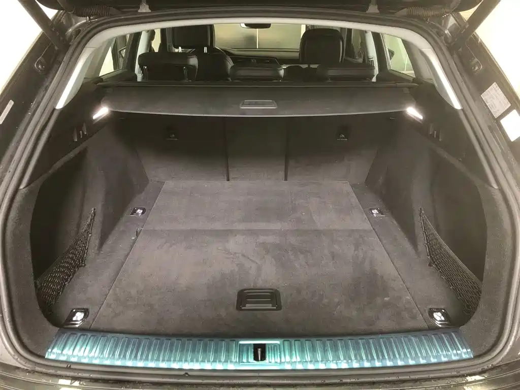 Audi e-tron 2021 50 quattro