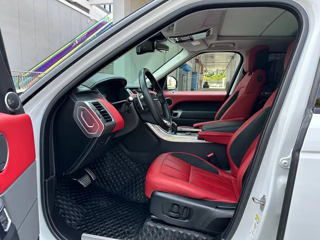 Land Rover Range Rover Sport 2020 3.0 L6 HSE DYNAMIC
