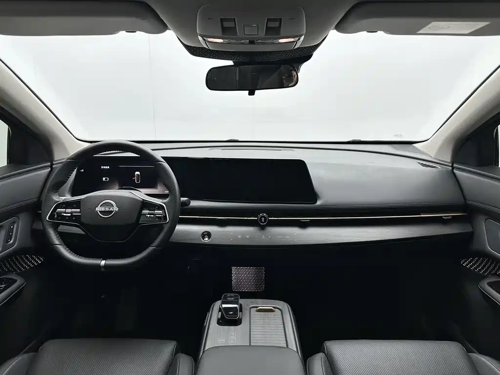 Nissan Ariya — миниатюра 7