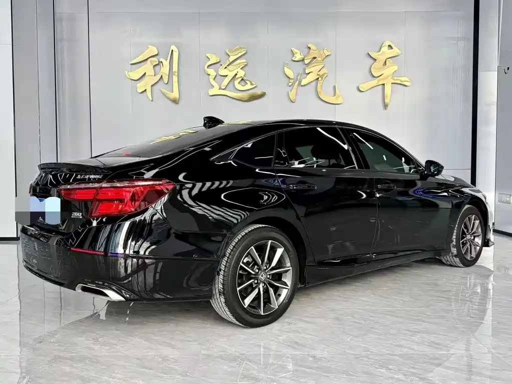 Honda Inspire — миниатюра 13