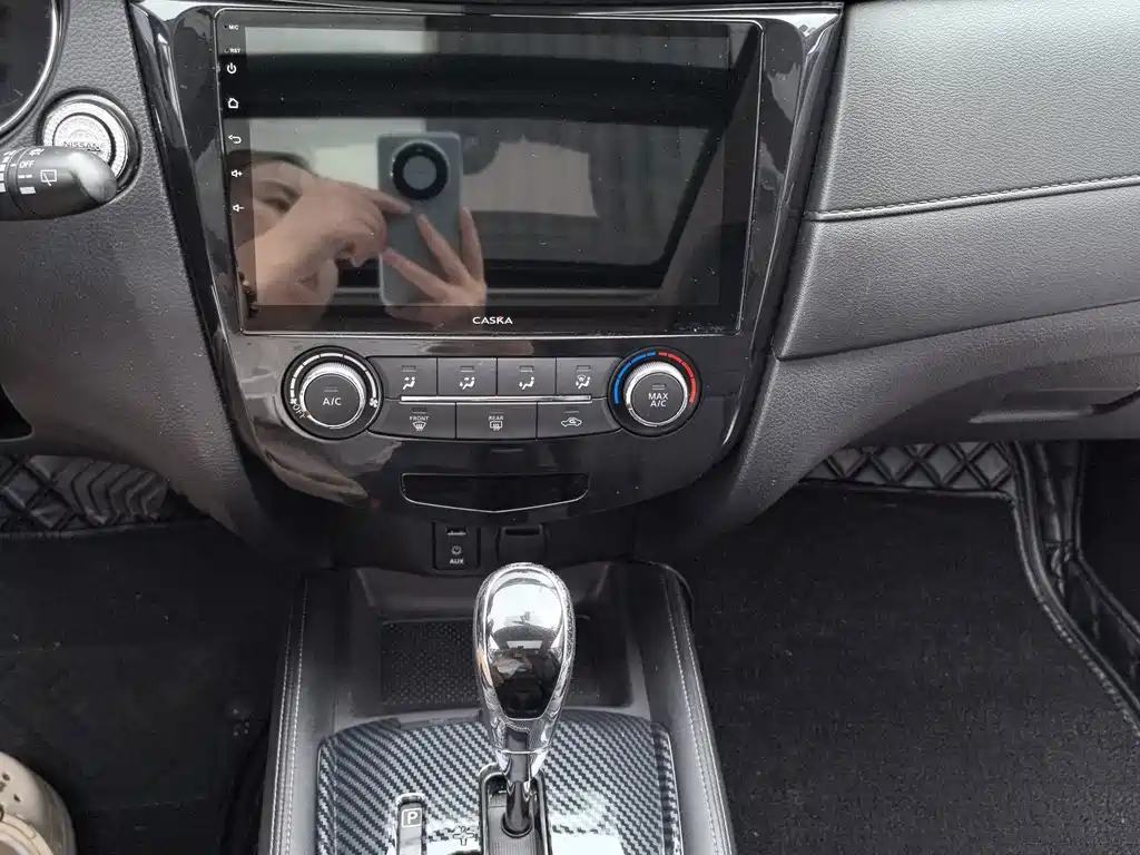 Nissan X-Trail — миниатюра 8