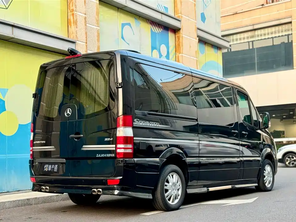 Mercedes-Benz Sprinter 2017 3.5L AT