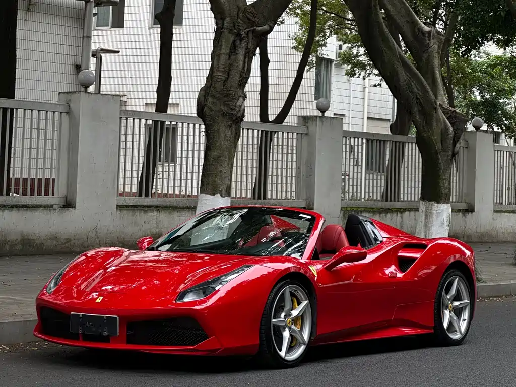 Ferrari 488 2016