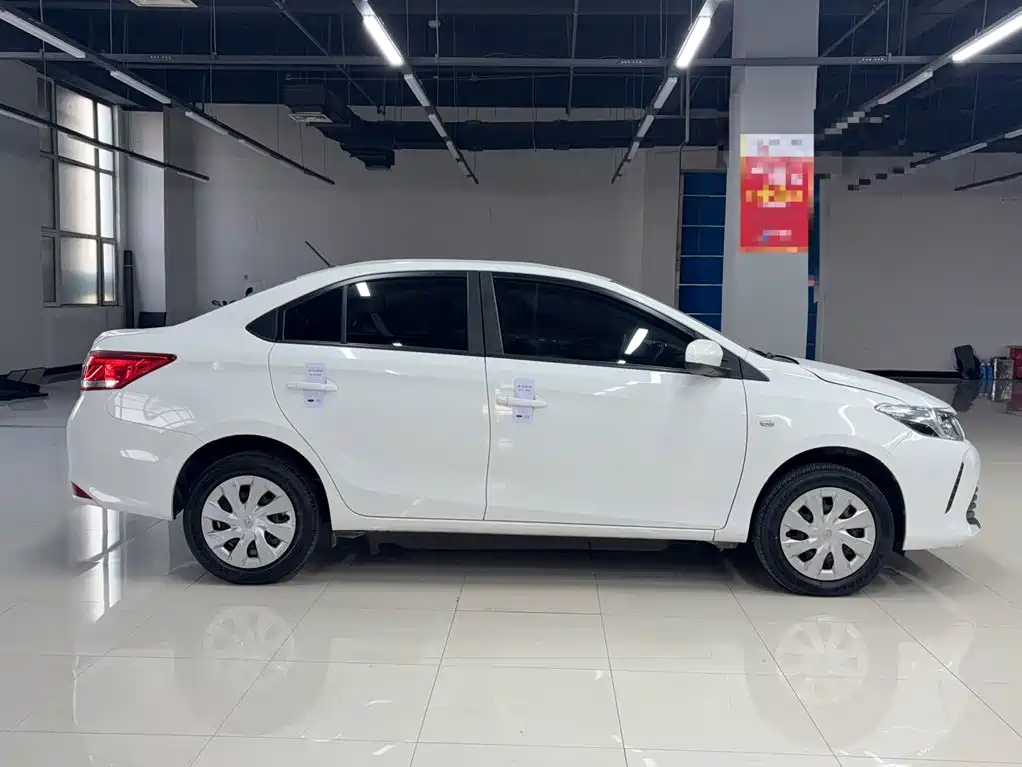Toyota Vios — миниатюра 6