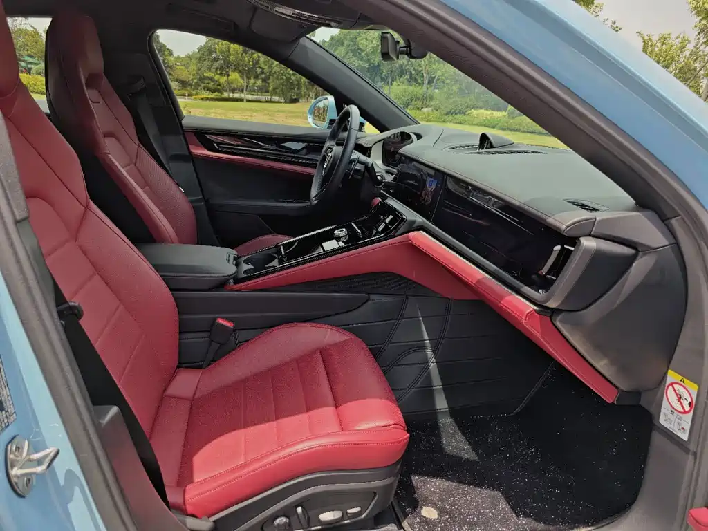 Porsche Panamera — миниатюра 12